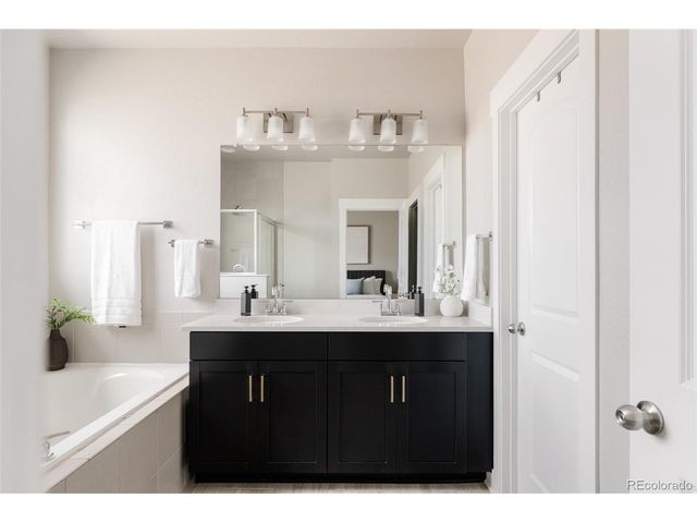 6346 Dayton Way, Denver, CO 80238
