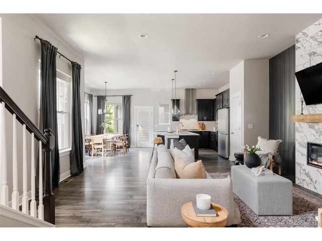 6346 Dayton Way, Denver, CO 80238