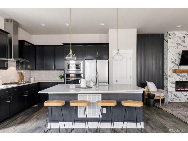 6346 Dayton Way, Denver, CO 80238