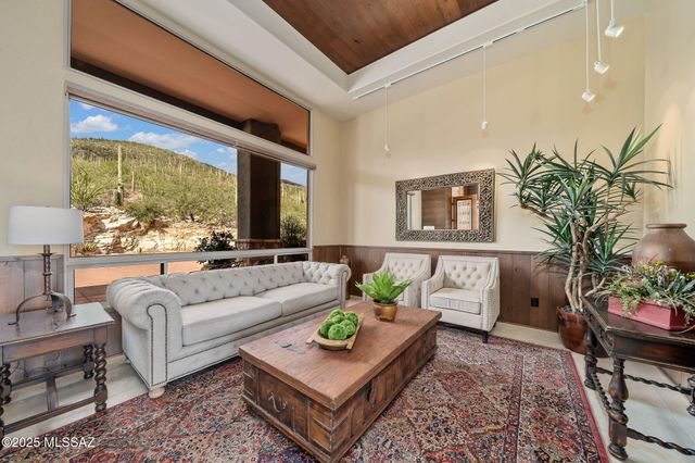 5231 N Winnetka Court, Tucson, AZ 85749