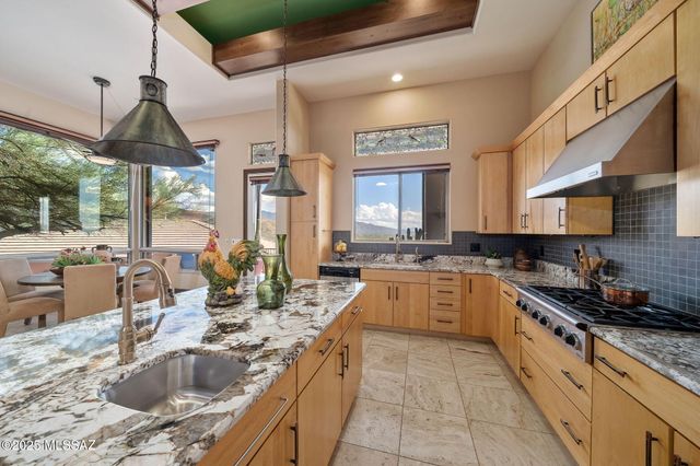 5231 N Winnetka Court, Tucson, AZ 85749