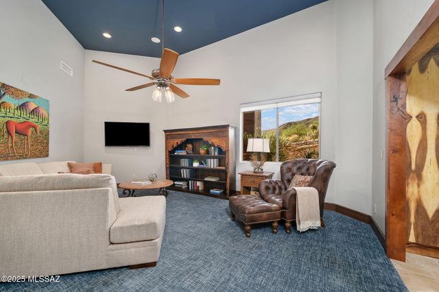 5231 N Winnetka Court, Tucson, AZ 85749