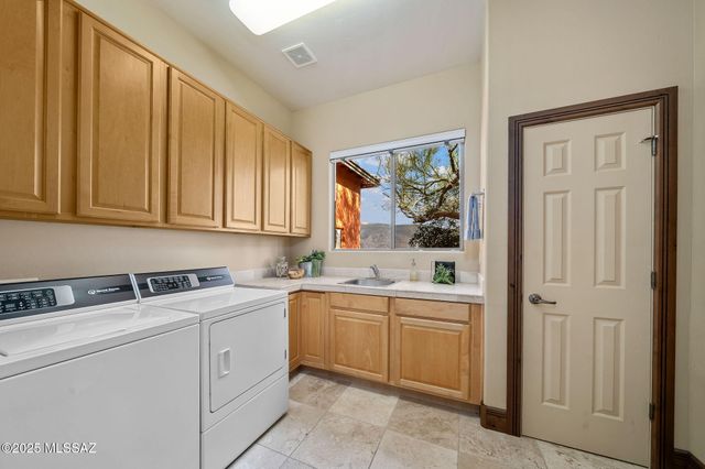 5231 N Winnetka Court, Tucson, AZ 85749