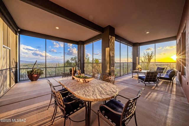 5231 N Winnetka Court, Tucson, AZ 85749