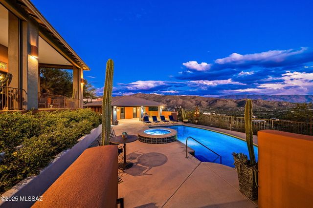 5231 N Winnetka Court, Tucson, AZ 85749