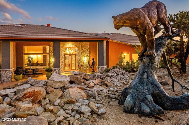 5231 N Winnetka Court, Tucson, AZ 85749