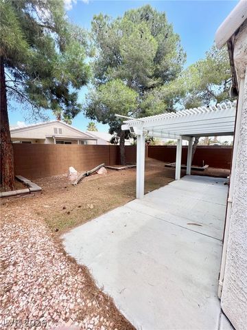 8116 Cimarron Ridge Drive, Las Vegas, NV 89128