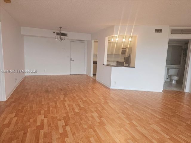 3300 NE 191st Street 410, Aventura, FL 33180