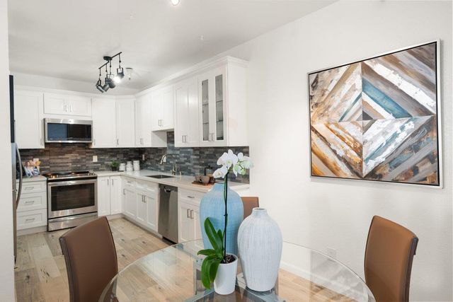 453 Cork Harbour Circle E, Redwood City, CA 94065