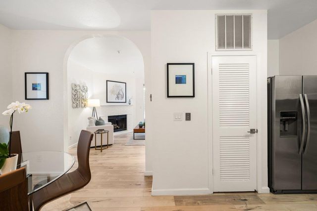 453 Cork Harbour Circle E, Redwood City, CA 94065