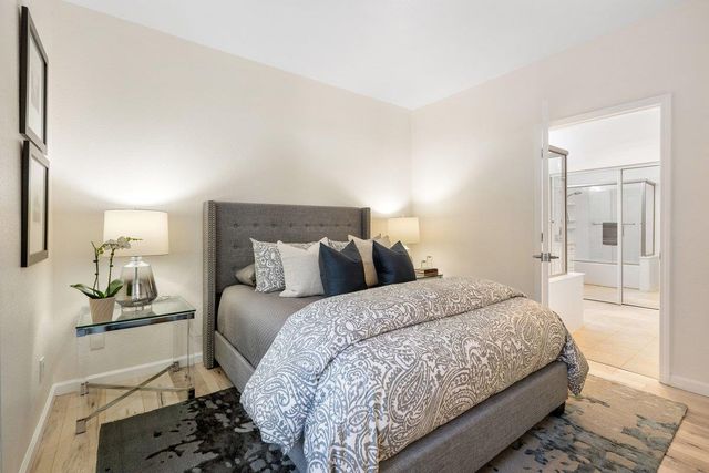 453 Cork Harbour Circle E, Redwood City, CA 94065