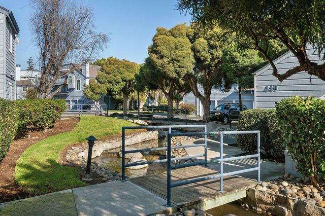 453 Cork Harbour Circle E, Redwood City, CA 94065