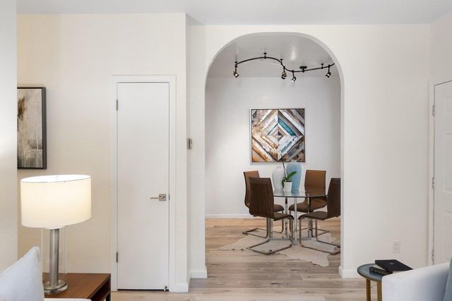 453 Cork Harbour Circle E, Redwood City, CA 94065