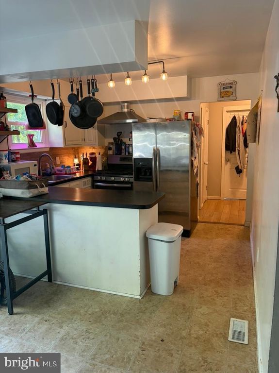 6169 LAUREL ST, MAYS LANDING, NJ 08330 — photo 4