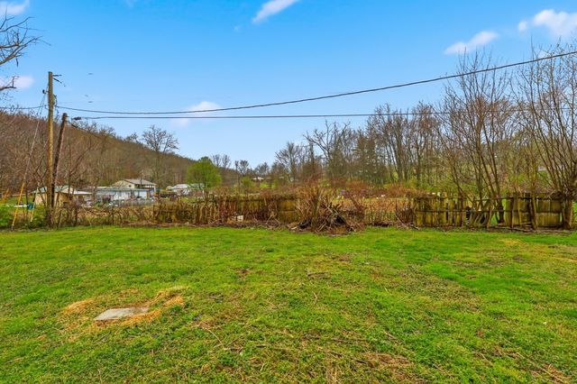 185 Reffitt Road, Jeffersonville, KY 40337