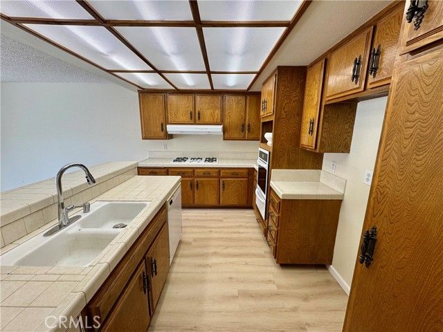 9837 Vail, Montclair, CA 91763