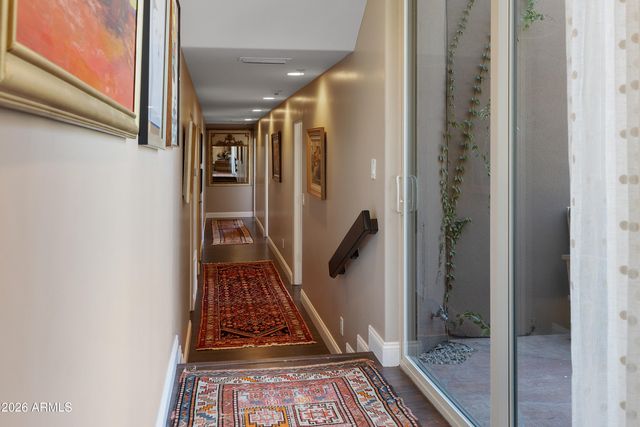 8510 E DYNAMITE Boulevard, Scottsdale, AZ 85266