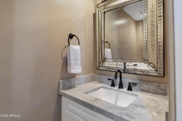 8510 E DYNAMITE Boulevard, Scottsdale, AZ 85266