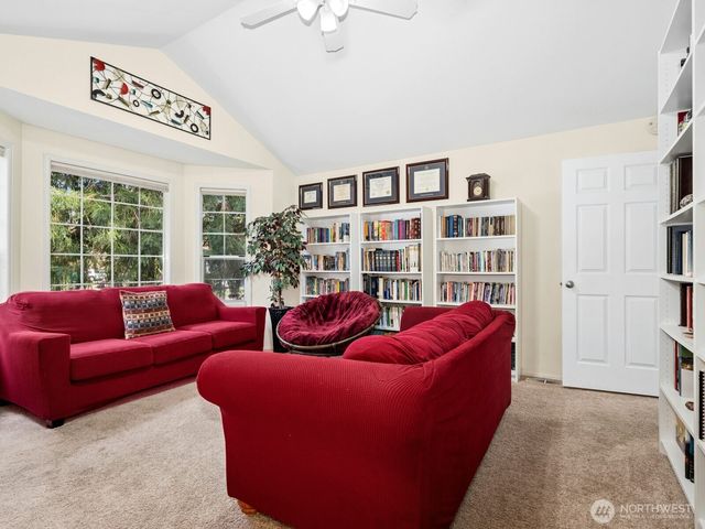 27847 37th Avenue S, Auburn, WA 98001