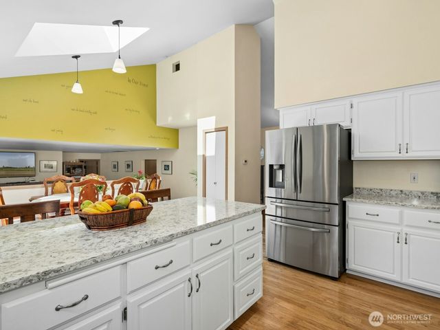 27847 37th Avenue S, Auburn, WA 98001