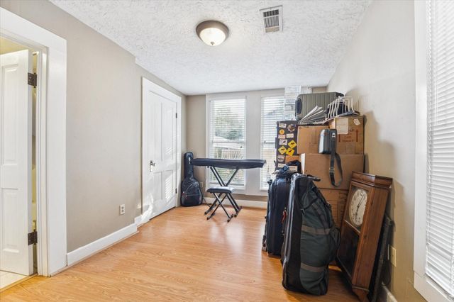 416 Highland Street, Houston, TX 77009