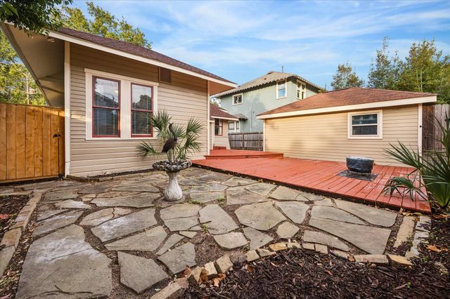 416 Highland Street, Houston, TX 77009