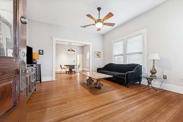 416 Highland Street, Houston, TX 77009