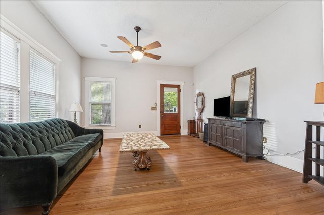 416 Highland Street, Houston, TX 77009