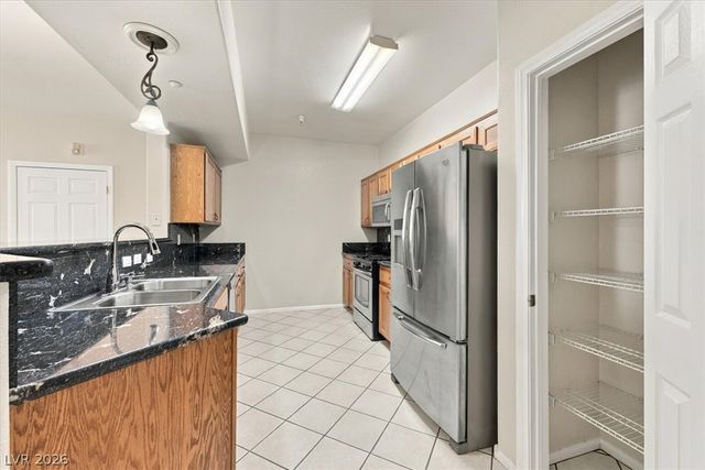 5855 Valley Drive 1017, North Las Vegas, NV 89031