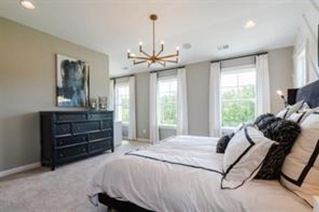 26 Lochurst Lane, Roswell, GA 30076