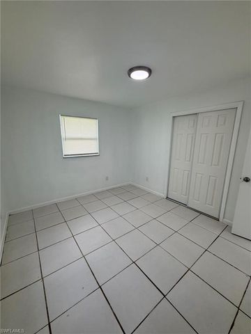 5549 7th AVE 5549, Fort Myers, FL 33907