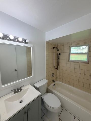 5549 7th AVE 5549, Fort Myers, FL 33907
