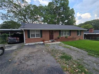 1763 Sandtown SW Road, Marietta, GA 30060