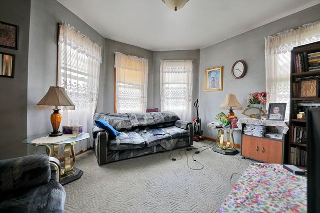 108 Phillips Ave, New Bedford, MA 02746