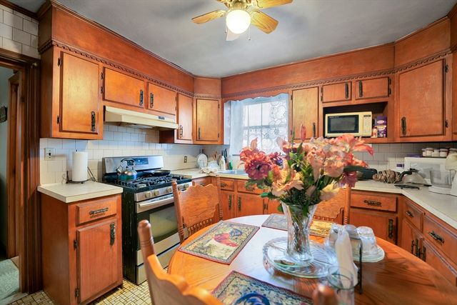 108 Phillips Ave, New Bedford, MA 02746