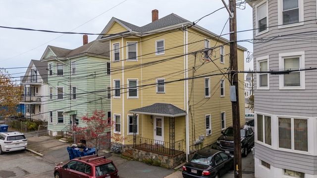 108 Phillips Ave, New Bedford, MA 02746