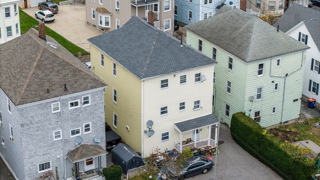 108 Phillips Ave, New Bedford, MA 02746