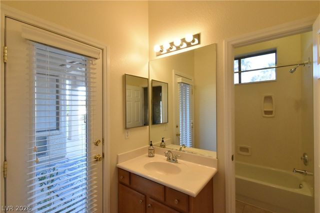 2312 Alpine Pointe Lane, Las Vegas, NV 89134