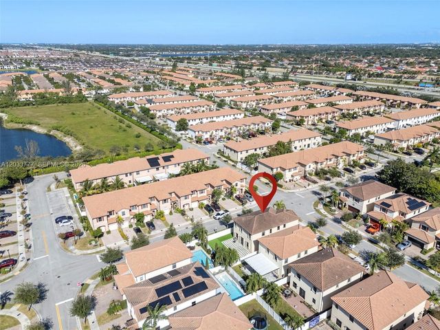 8894 W 34th Avenue, Hialeah, FL 33018