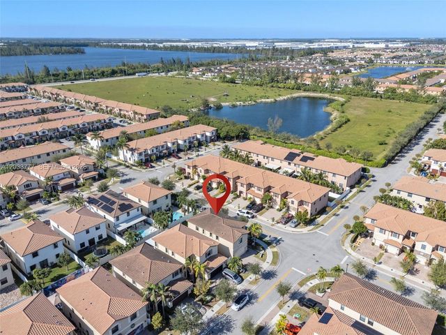 8894 W 34th Avenue, Hialeah, FL 33018