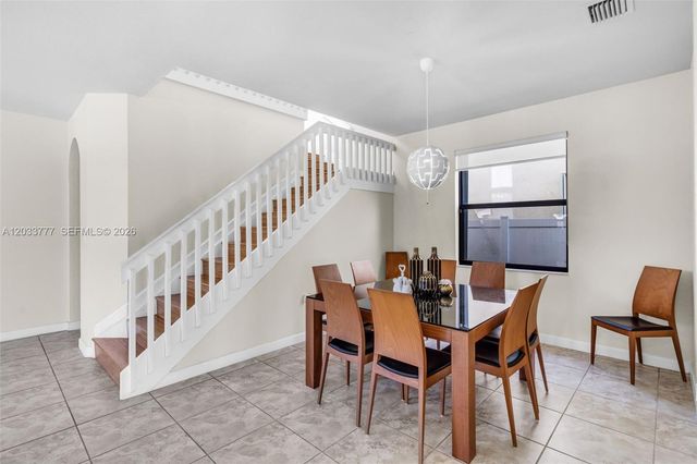 8894 W 34th Avenue, Hialeah, FL 33018