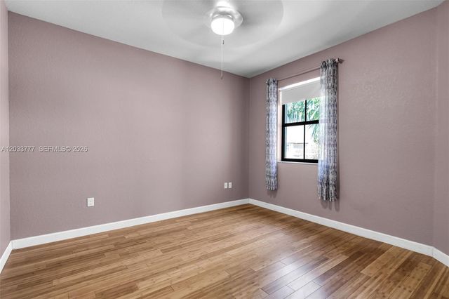 8894 W 34th Avenue, Hialeah, FL 33018