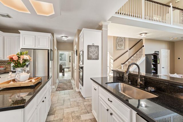 13815 Lakewood Crossing Boulevard, Houston, TX 77070
