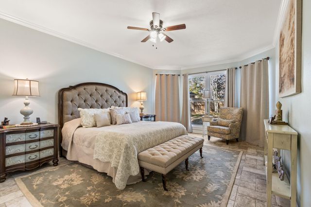 13815 Lakewood Crossing Boulevard, Houston, TX 77070