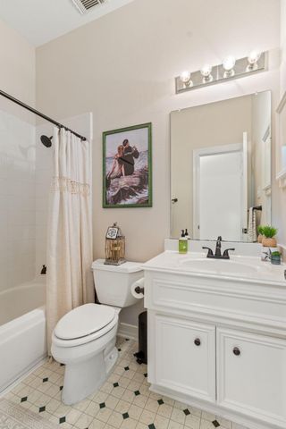 13815 Lakewood Crossing Boulevard, Houston, TX 77070