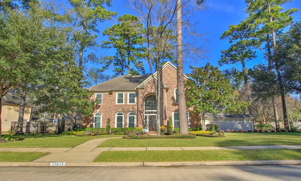 13815 Lakewood Crossing Boulevard, Houston, TX 77070
