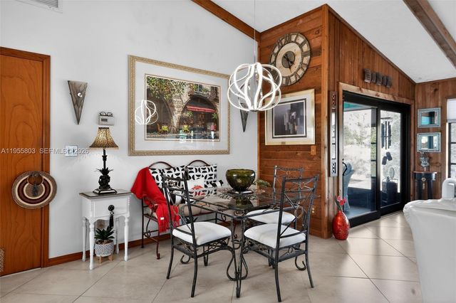 4543 SE Dryfus Ave, Stuart, FL 34997