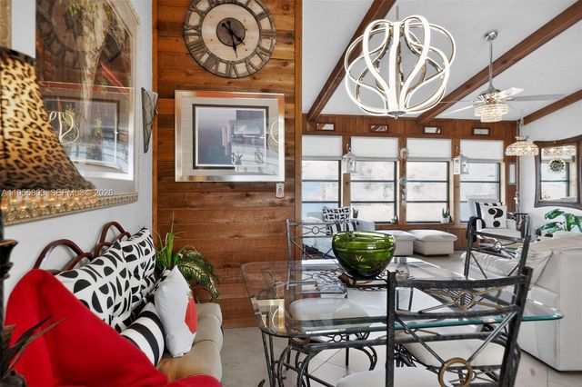 4543 SE Dryfus Ave, Stuart, FL 34997