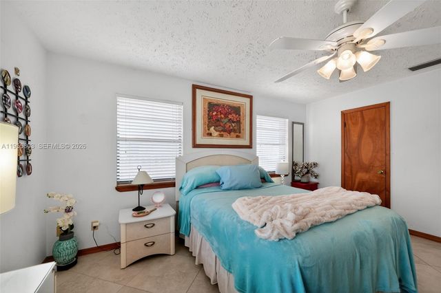 4543 SE Dryfus Ave, Stuart, FL 34997