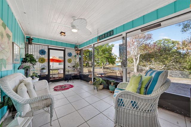 4543 SE Dryfus Ave, Stuart, FL 34997